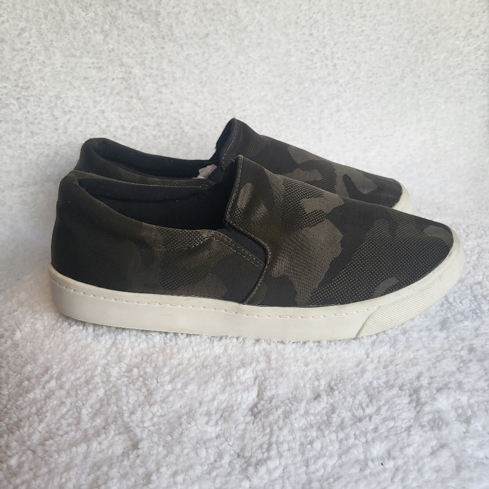 8 Camo Shoes